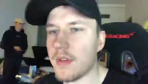 Näihin kuviin  näihin tunnelmiin täältä tähän