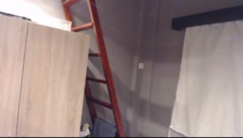 Kaphatok egy aláirast? Alias twitch.tv/mrken1t