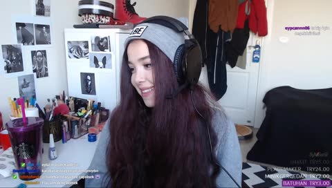 bi 5 çayımız yok mu be // insta: izemmco