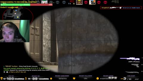 ducks in real life cuz of flash haahgahaha