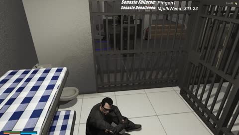 sid kastar headset effter lite subtrain