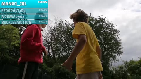 😉Prøver at lave double backflip med Floxse😉