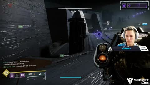 Cross kills Gladd with door