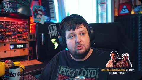 Fluff trefil Jeeva hvězdičku