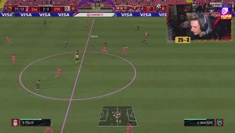 EA in una clip
