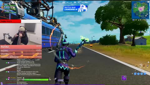 Isac sniger lige en skive op