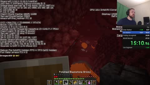 god gamer knows when to eat in Minecraft