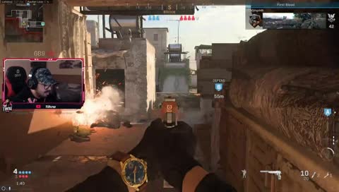 Ez