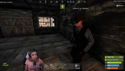 Pia ZERSTÖRT einen Richter