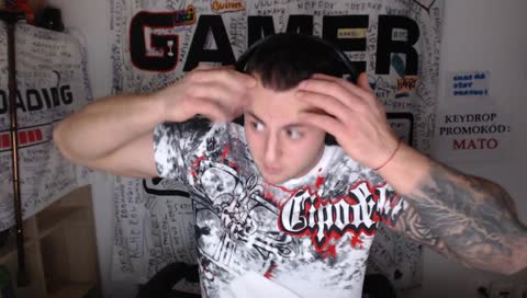 Milionár z dubnice č.2 x Tesla