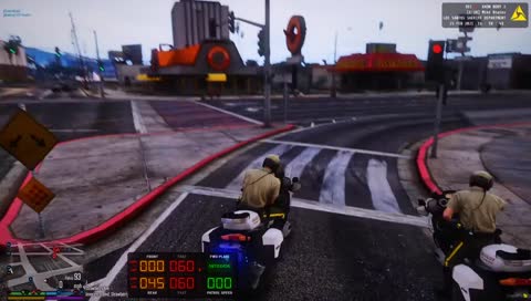 Mike Brains sražen vlastním kolegou z LSPD