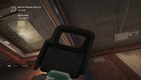 المكتب كله مويه