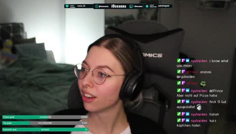 Ju Just Ch Ch Ju Just Chatting hmmmm