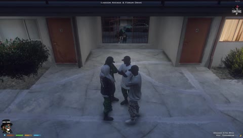 mientras los jefes trabajan los niños disfrutan...xdd