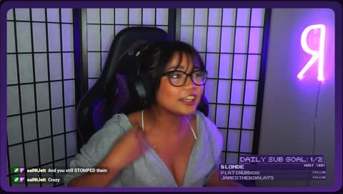 ro moan lipsync