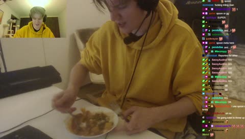 Here comes the airplain