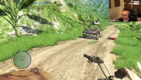 Cuando tu abuela prueba la nueva maquina de coser llamada "THE XOKAS MACHINE 3000"