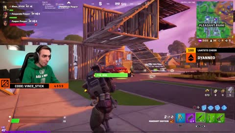 vince doet de neckless 2x