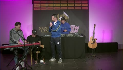 Certe notti c'è un Pedro che canta