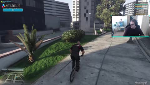 Ki ez a fiúúúúúúú????