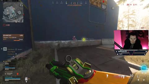 Theo er lillebroren til Andy