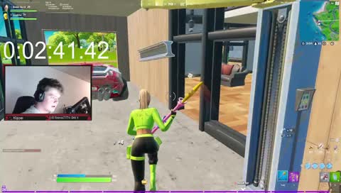 når man springer sig selv i loften i en cup