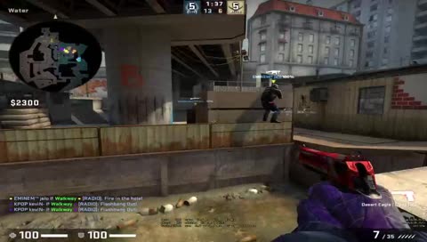 olikin siinä vasemmalla kulmassa KEKW