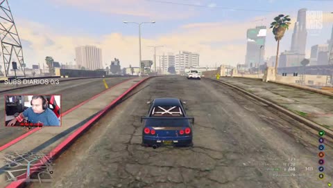 Policial achando que é corrida