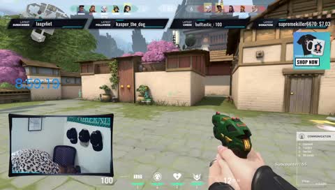 Poykeeee's vrouw is nat ....