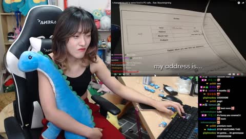 Bro Ming finds out Hachu's real age