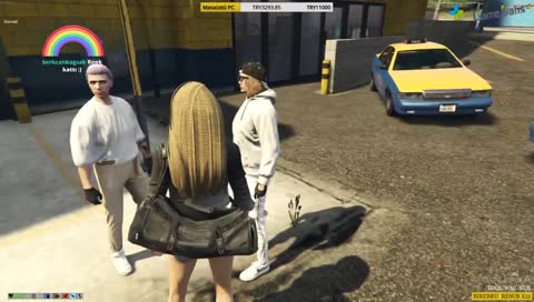 sever birilerini başından atmayı