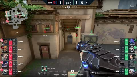 Guild's Ult combo: Astra's Cosmic Divide and Yoru's Dimensional Drift