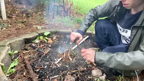 5. Klässler heutzutage auf dem Schulhof