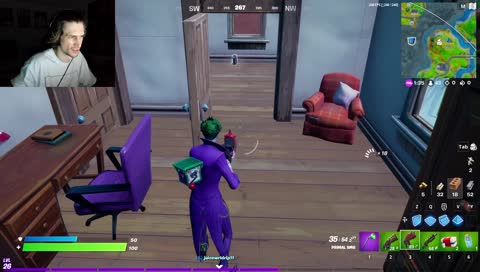 xqc babysits juicer