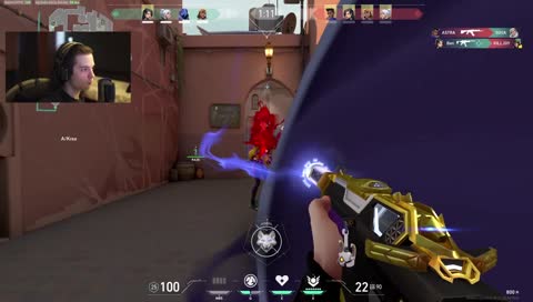 Hellian joker oluyor