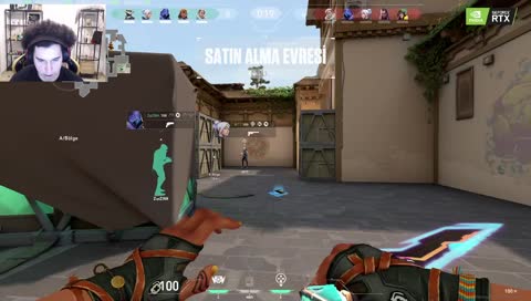 DERKE HÜSONUN AĞZINA VERDİ