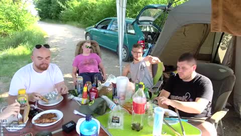 vidlička 0:1 párka