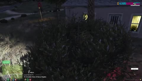 Big J vendo o meliante que prendeu o carro dele na mureta. 