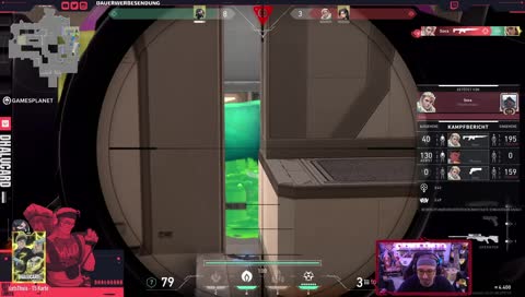 wie kommt der da hoch?! (LolaShepard)