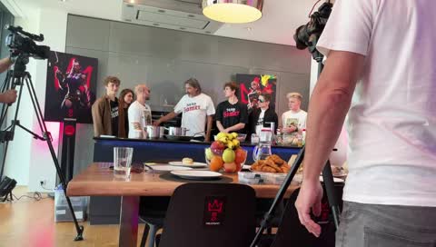 Koki peepoLeave feat. Jirka Babica