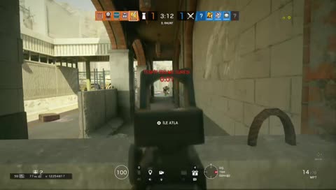 Rainbow Six Siege ölmeyen düşmanlar
Jumpscare Blackbeard