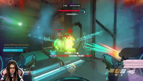 Flyver tilbage ind i Mei's ult