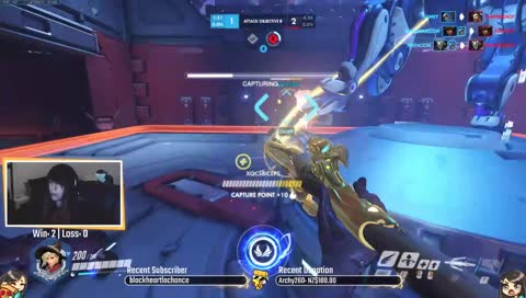 Pizza connecting with her audience - "I miss xxxtentacion :("