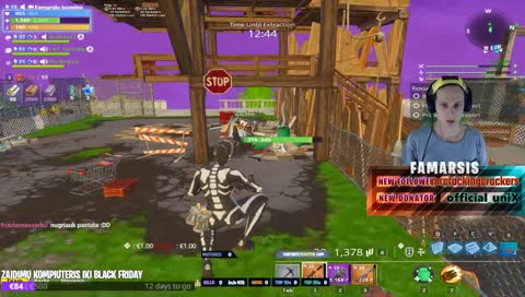 Jis tik nori but draugu :D Bet Karolis zudikas