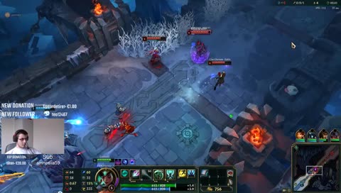 Hawkins joue à LoL
