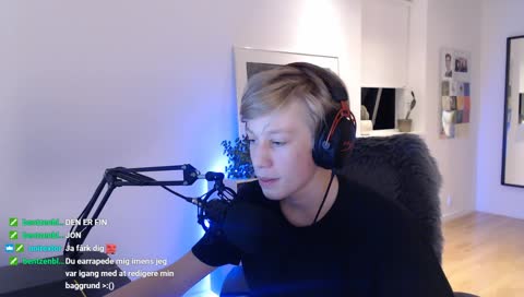 Smash that table frederik Kreygasm