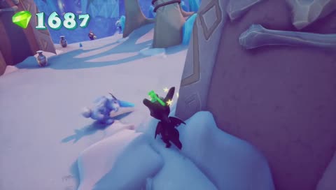 Hey Savanna, Leave those pots alone!