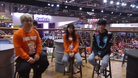 트이유? 이몸 등장!