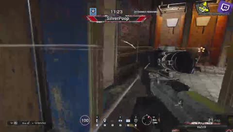 3 אנשים מחכים לי בשרותים