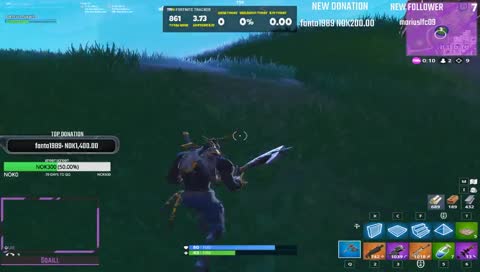 Sqaill kill's ladt player with pickaxe